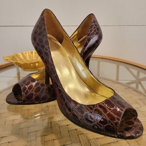 Brown Alligator Skin Peep Toes!